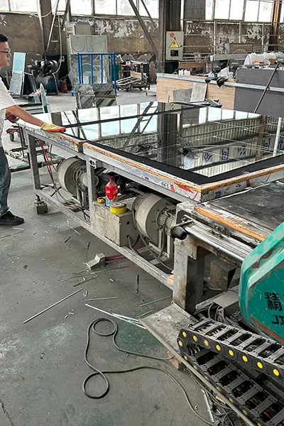Single-Door Bathroom Mirror Cabinet